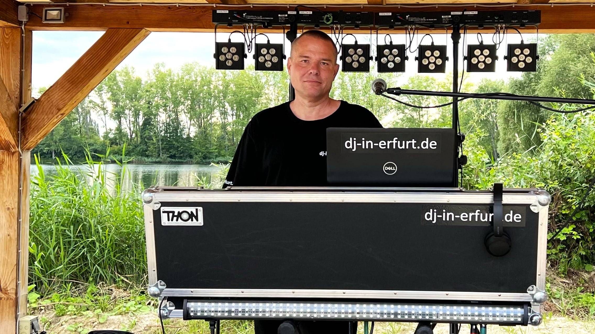 DJ Roman bei einer Veranstaltung